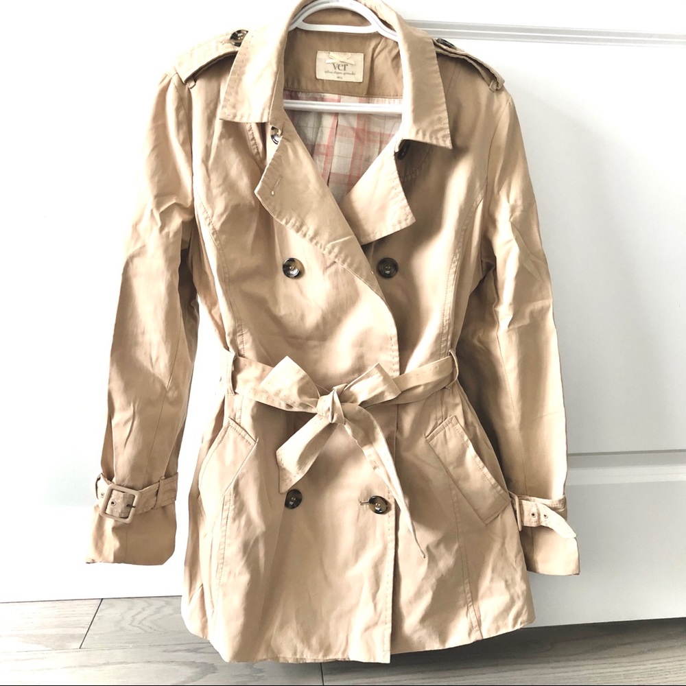 Classic Beige Double-Breasted Trench Coat with Waist Tie